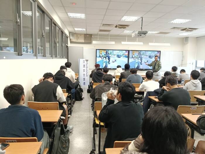 教育部講師蒞校交通安全宣導