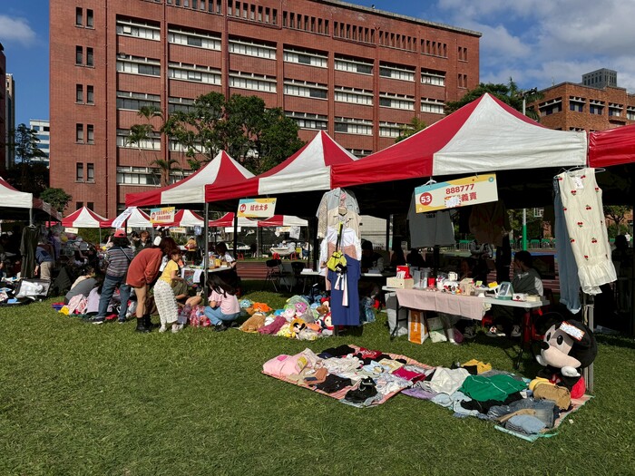 校慶園遊會圖片