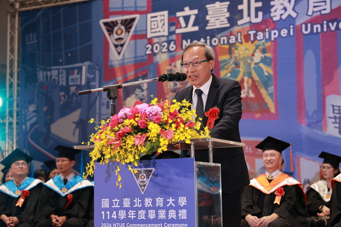 匯理教育基金會譚耀南董事長蒞校演講勉勵畢業生