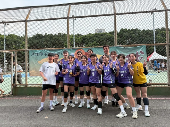 木鐸盃 學生女子排球第二名圖片
